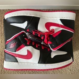 Air Jordan 1 Mid (Gs)